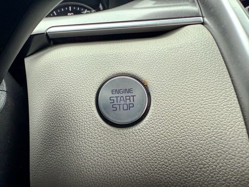 Used 2023 Kia Sorento S FWD image 37