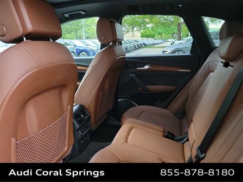 Used 2022 Audi Q5 2.0T Premium w/ Convenience Package image 12