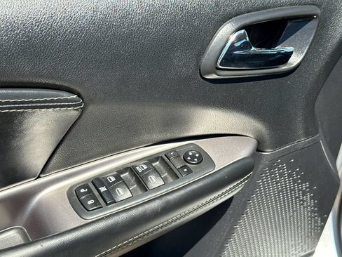 Used 2020 Dodge Journey Crossroad FWD image 28