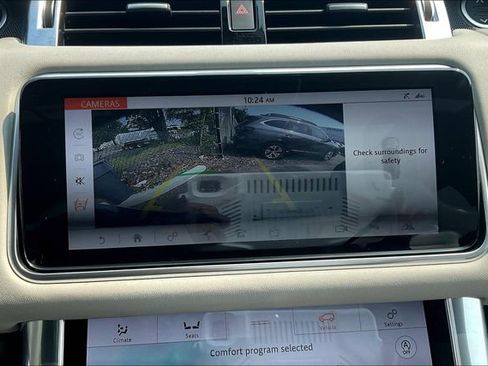 Used 2022 Land Rover Range Rover Sport SVR image 21