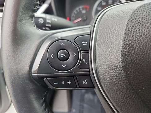 Used 2021 Toyota Corolla SE image 11