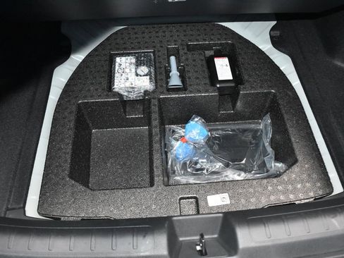 Used 2025 Honda Civic Sport Touring image 33