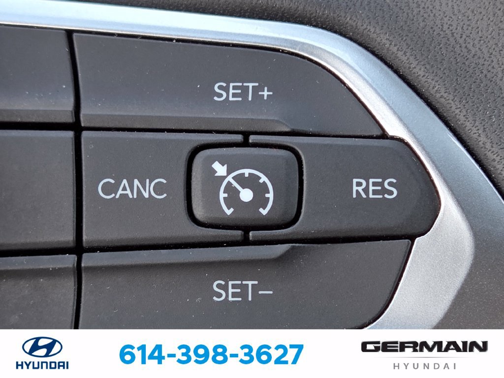 Used 2023 Jeep Compass Latitude w/ Convenience Group AWD/4WD image 32