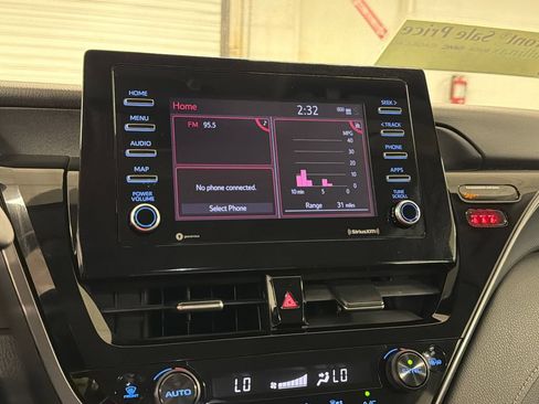 Used 2023 Toyota Camry SE FWD image 27