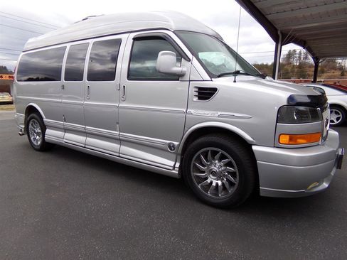 Used 2013 GMC Savana 2500 Extended image 7