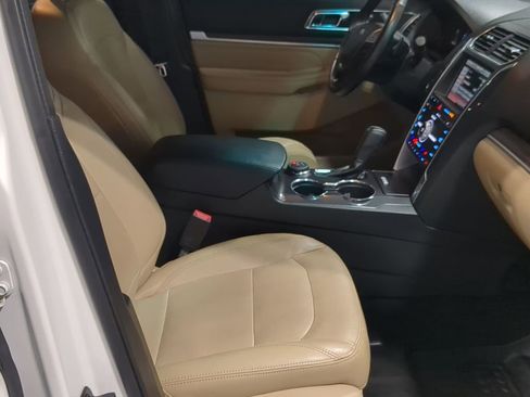 Used 2016 Ford Explorer Limited AWD/4WD image 24
