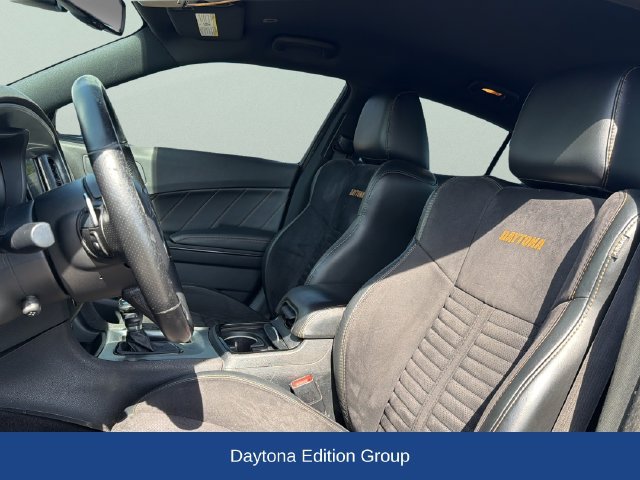 Used 2017 Dodge Charger R/T RWD image 16