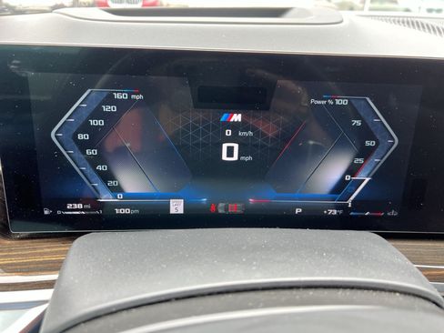 Used 2025 BMW X7 M60i AWD/4WD image 18