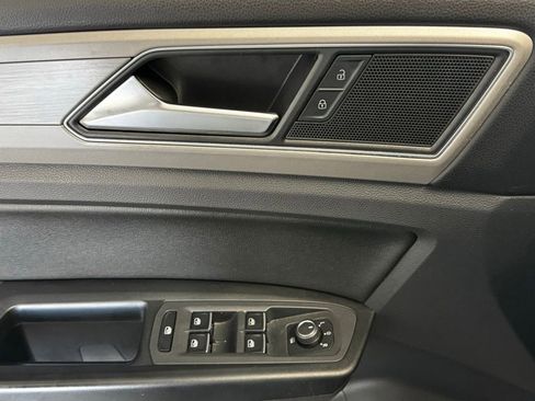 Used 2018 Volkswagen Atlas SE AWD/4WD image 15