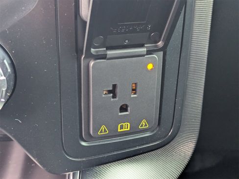 New 2025 Ford F150 Platinum image 15