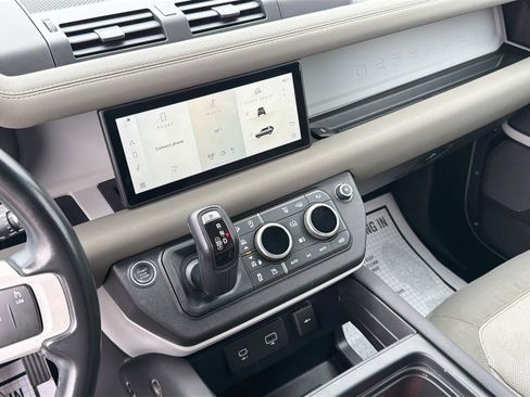 Used 2021 Land Rover Defender 110 S image 27