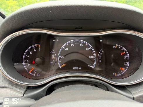 Used 2015 Jeep Grand Cherokee Laredo w/ Quick Order Package 23E AWD/4WD image 23