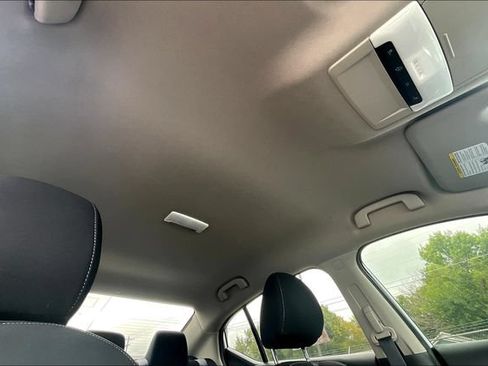 Used 2023 Nissan Sentra SV FWD image 24