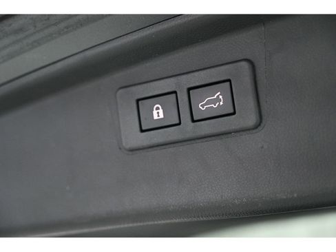 Used 2024 Subaru Outback Premium image 46