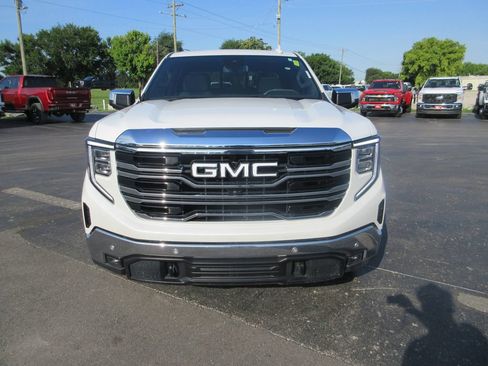 Certified 2022 GMC Sierra 1500 SLT w/ SLT Premium Plus Package AWD/4WD image 15