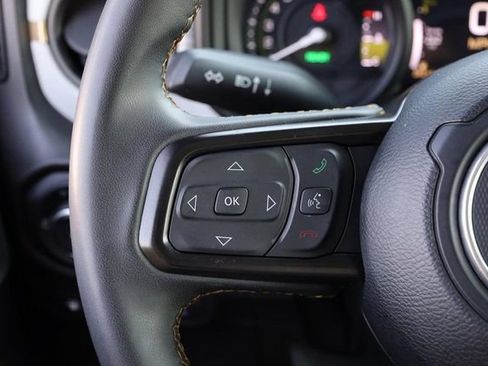 Used 2024 Jeep Wrangler Unlimited AWD/4WD image 12