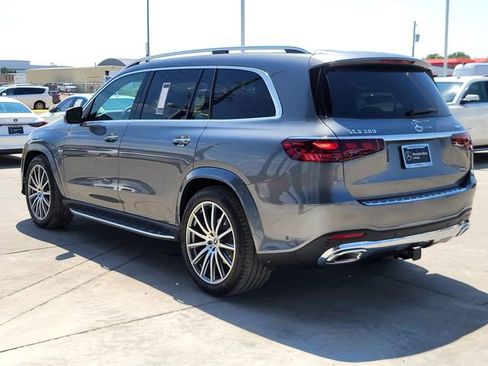 New 2025 Mercedes-Benz GLS 580 4MATIC image 12