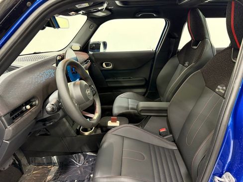 Certified 2025 MINI Cooper S image 12