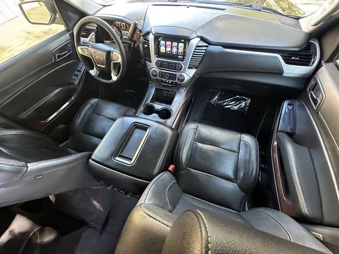 Used 2020 GMC Yukon XL SLT AWD/4WD image 18