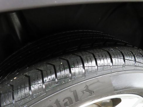 Used 2022 Mercedes-Benz GLB 250 4MATIC image 31