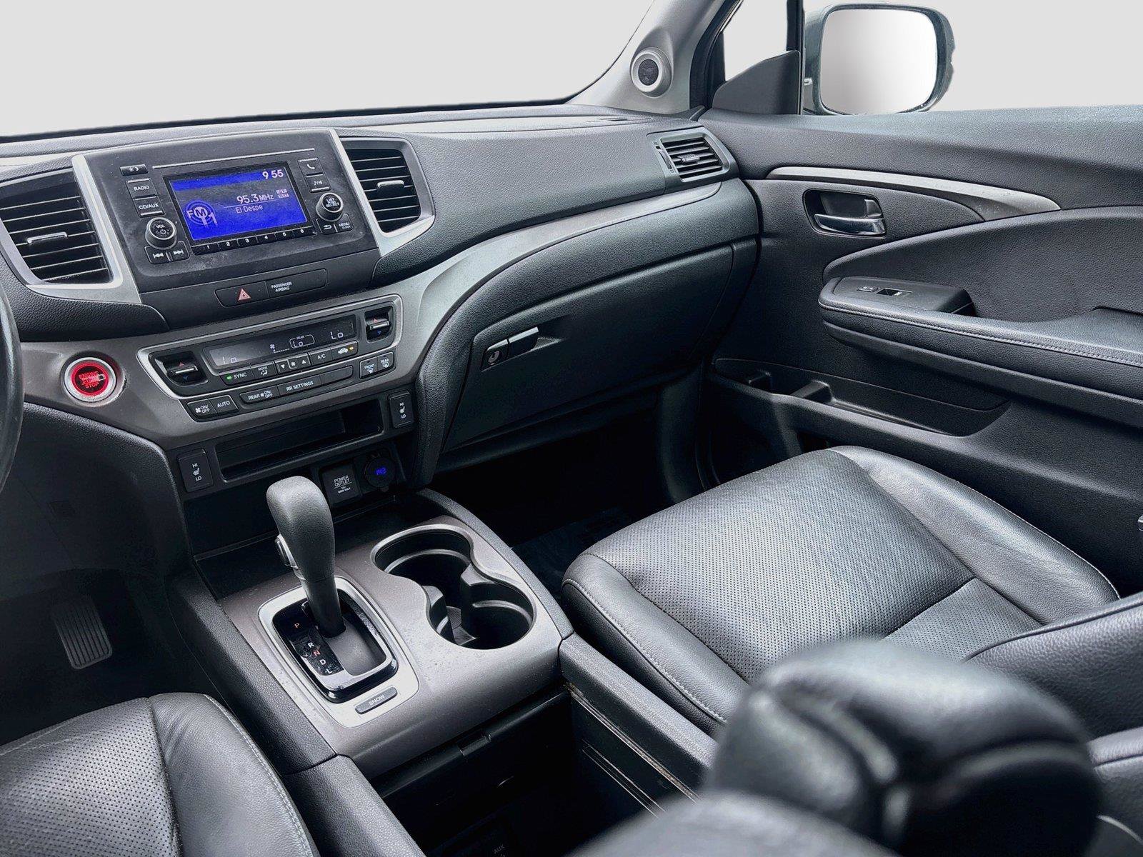 Used 2018 Honda Ridgeline RTL image 22