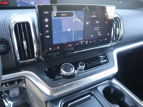 New 2025 Ford Expedition Platinum w/ Stealth Performance Package image 5