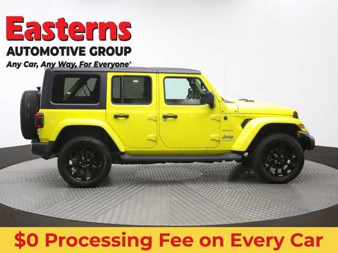 Used 2023 Jeep Wrangler Unlimited Sahara AWD/4WD image 44