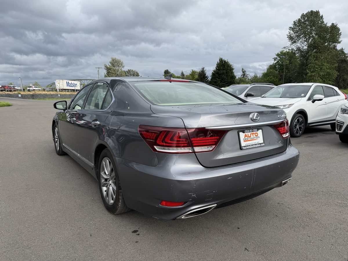 Used 2014 Lexus LS 460 w/ Comfort Package RWD image 6