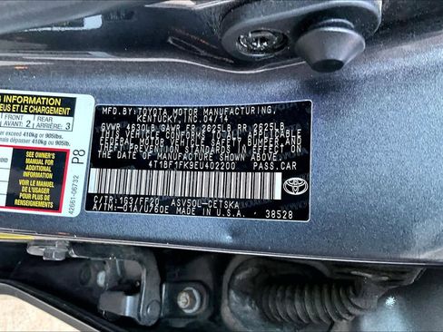 Used 2014 Toyota Camry SE image 32