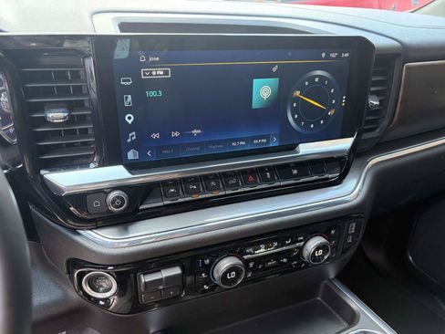 Used 2023 Chevrolet Silverado 1500 High Country RWD image 13