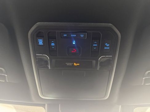 Used 2023 Toyota Tundra Platinum image 14