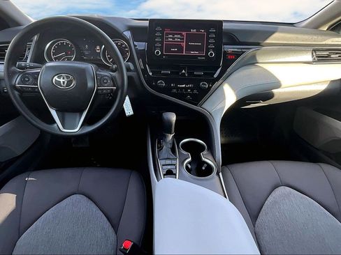 Used 2024 Toyota Camry LE image 7