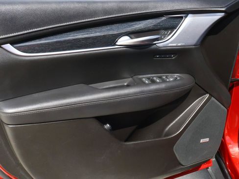 Used 2023 Cadillac XT5 Premium Luxury FWD image 21