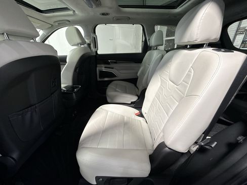 Used 2022 Kia Telluride SX w/ SX Prestige Package AWD/4WD image 26