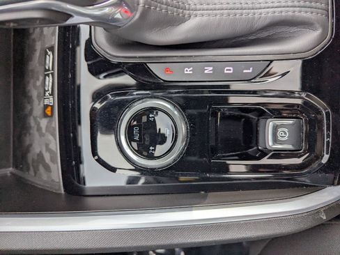 Certified 2024 Chevrolet Colorado LT w/ LT Convenience Package II image 22