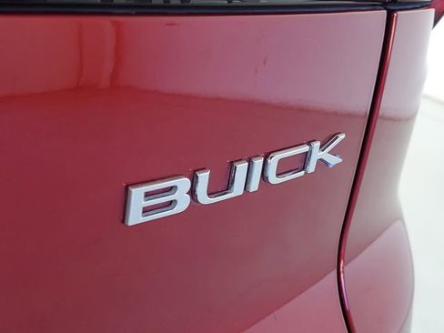 Used 2025 Buick Enclave Preferred w/ Power Package image 10