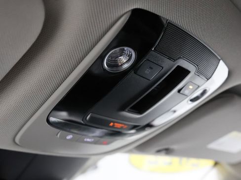 Used 2022 Kia Sorento SX image 19