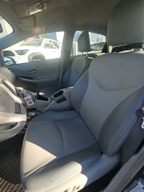 Used 2015 Toyota Prius Four FWD image 11