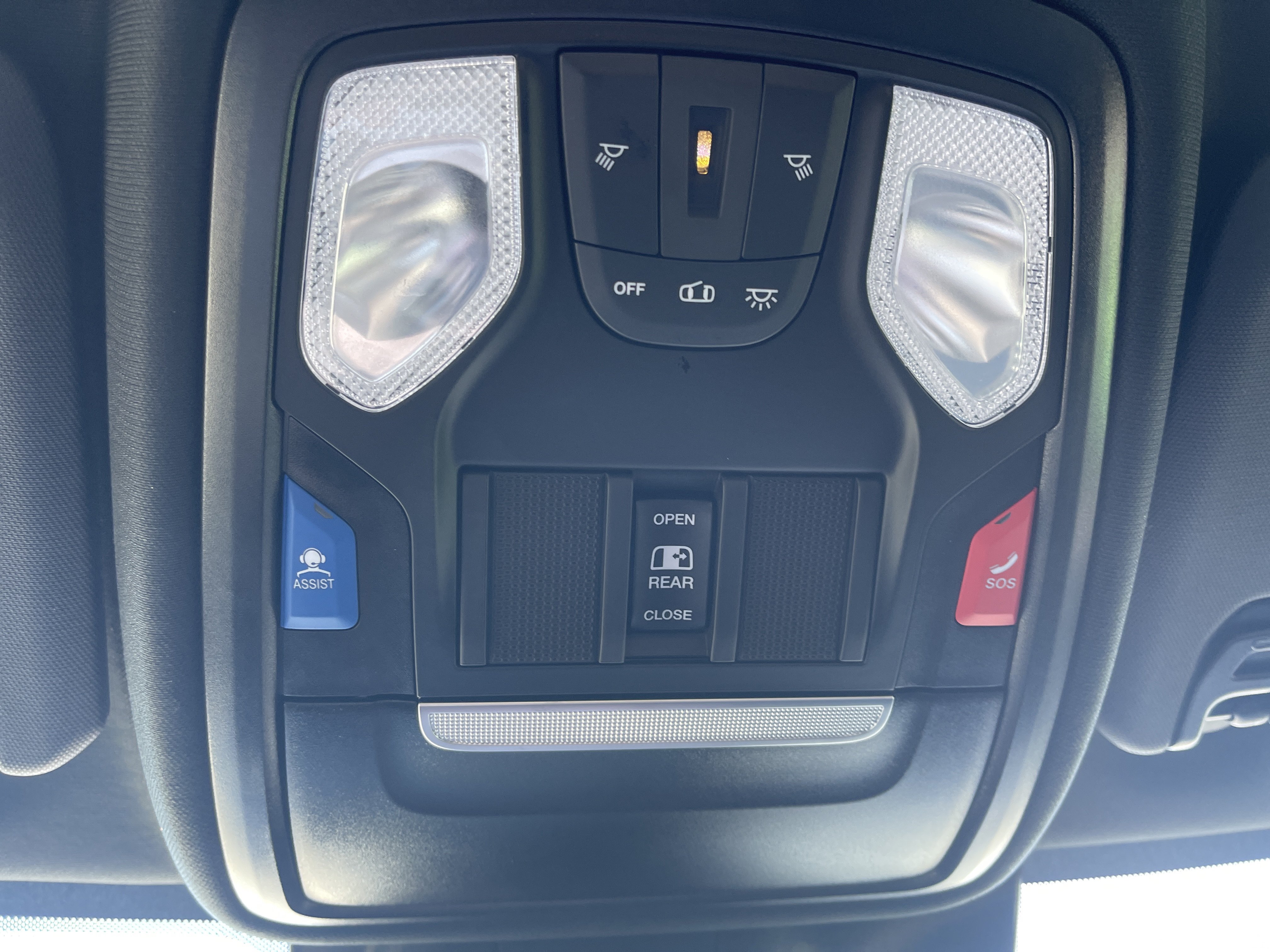 Used 2026 RAM 2500 Tradesman AWD/4WD image 32