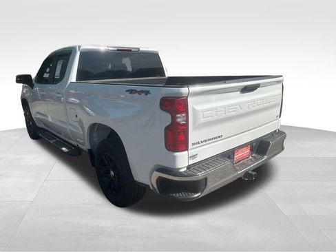 Used 2020 Chevrolet Silverado 1500 LT w/ Trailering Package AWD/4WD image 19