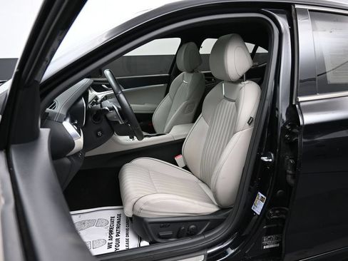 Used 2023 Genesis G70 3.3T w/ Sport Advanced Package AWD/4WD image 21