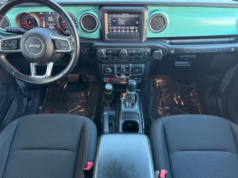 Used 2018 Jeep Wrangler Unlimited Rubicon AWD/4WD image 13