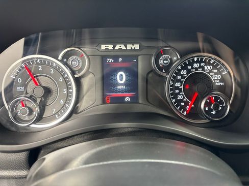 Used 2024 RAM 2500 Big Horn w/ Night Edition AWD/4WD image 15