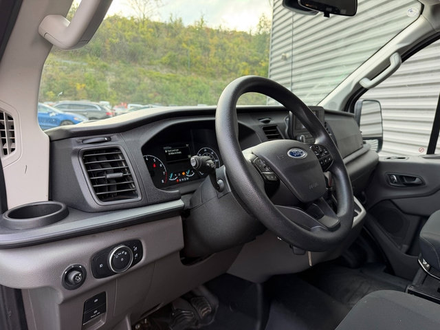 Used 2025 Ford Transit 250 Low Roof w/ Exterior Upgrade Package RWD image 18