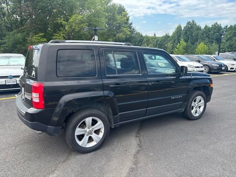 Used 2013 Jeep Patriot Limited AWD/4WD image 3
