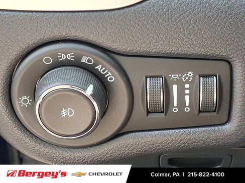 Used 2014 Jeep Cherokee Limited AWD/4WD image 28