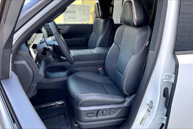 New 2026 INFINITI QX80 Autograph AWD/4WD image 8