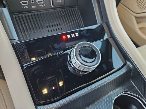 New 2026 Jeep Grand Cherokee Limited w/ Luxury Tech Group II image 9