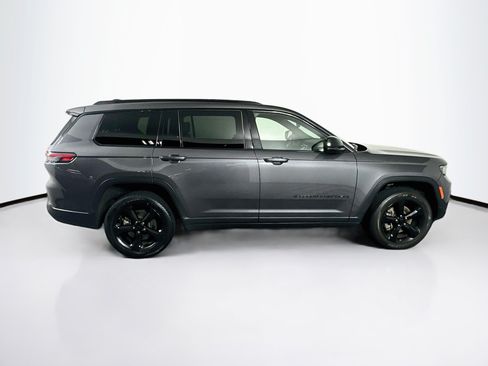 Used 2023 Jeep Grand Cherokee L Laredo AWD/4WD image 10