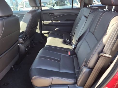 Certified 2025 Honda Passport TrailSport image 14